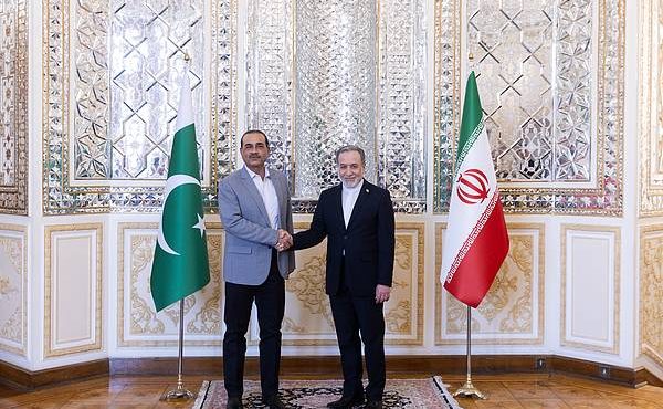 نقش سازنده چین در میانجیگری پاکستان بین ایران و آمریکا نقش سازنده چین در میانجیگری پاکستان بین ایران و آمریکا
