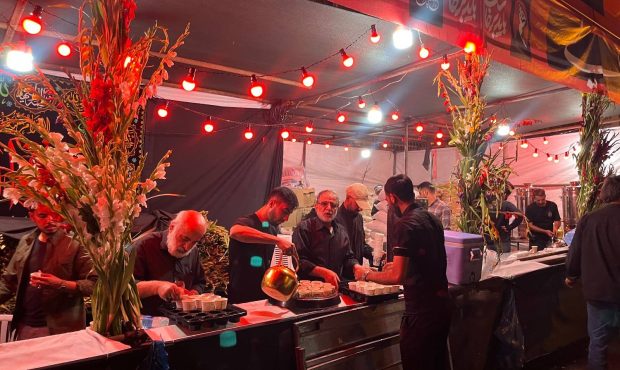 خدمت‌رسانی شبانه‌روزی فرهنگی و رفاهی منطقه یک به عزاداران رهبر شهید