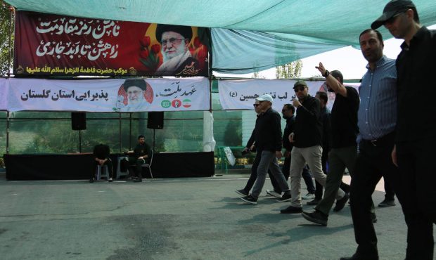 میزبانی شهرداری منطقه یک از کاروان‌های زائران در آیین وداع با «رهبر شهید»