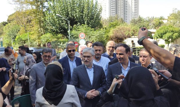 تقدیر وزیر علوم از ادارهکل آموزشهای شهروندی شهرداری تهران در حاشیه کنکور ۱۴۰۵ تقدیر وزیر علوم از ادارهکل آموزشهای شهروندی شهرداری تهران در حاشیه کنکور ۱۴۰۵