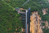 آسانسور ۲۸۸ متری؛ وقتی زیرساخت، دیوار جغرافیا را میشکند آسانسور ۲۸۸ متری؛ وقتی زیرساخت، دیوار جغرافیا را میشکند